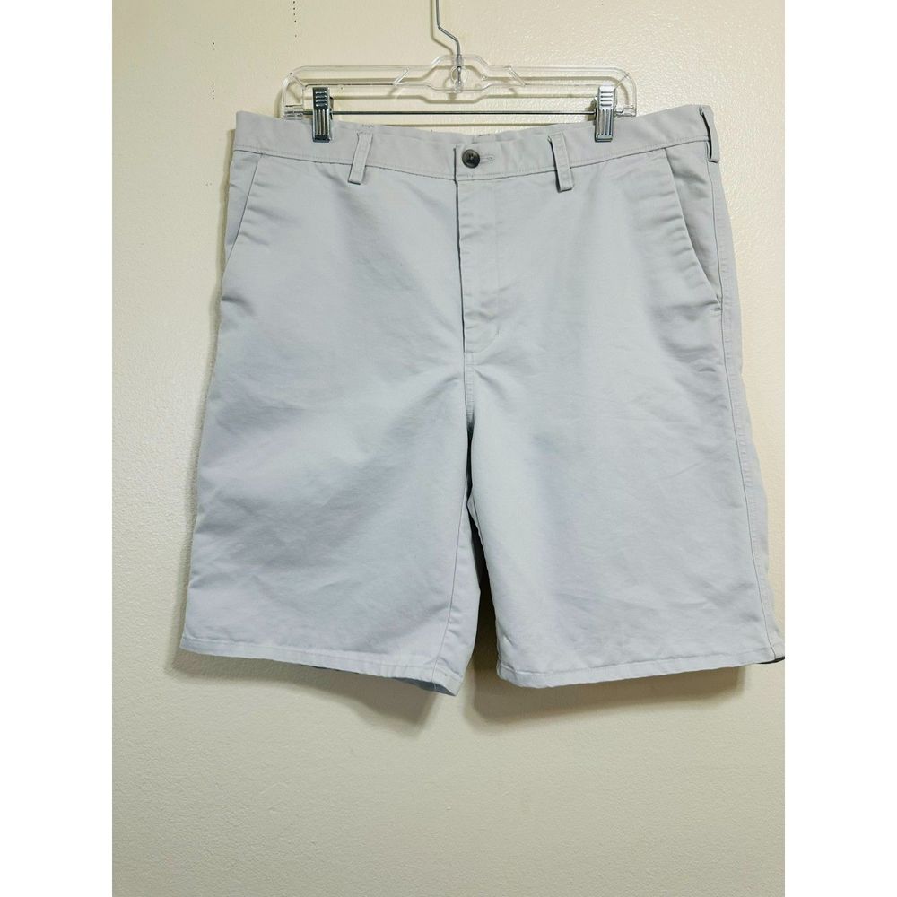 Haggar Men's Flat Front Golf Shorts Recyclable Fiber Fabric Cargo Pocket Size 38